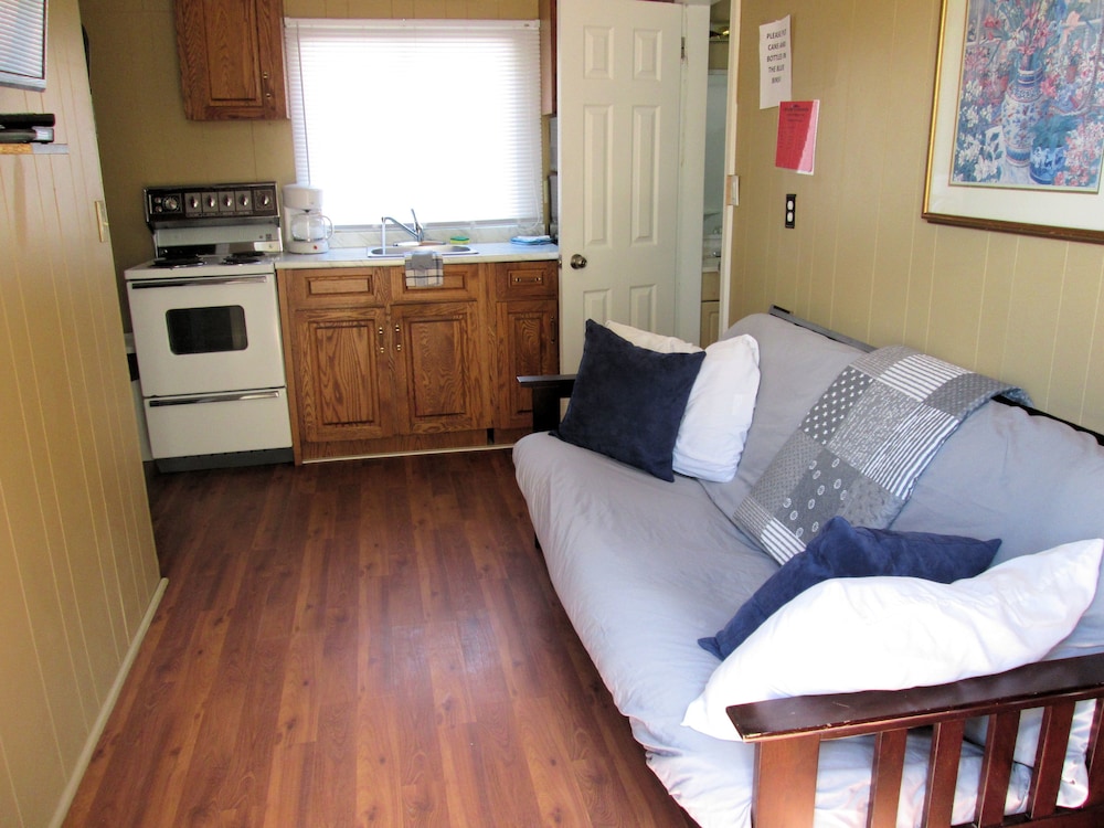 Edgewater Resorts - Edgewater Cottages