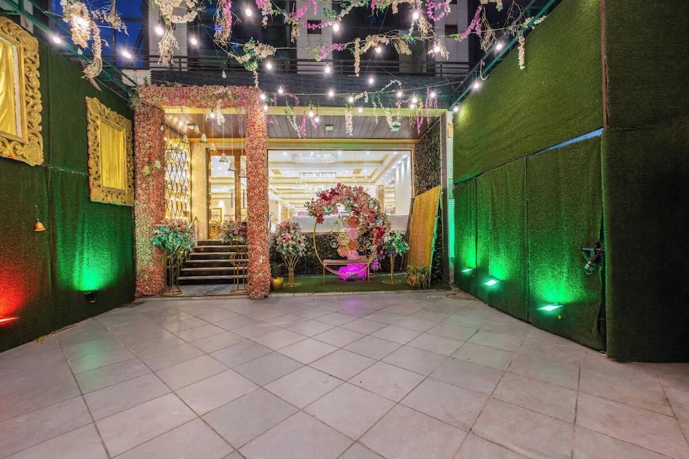 Hotel Palazzo Inn Mansarovar Garden