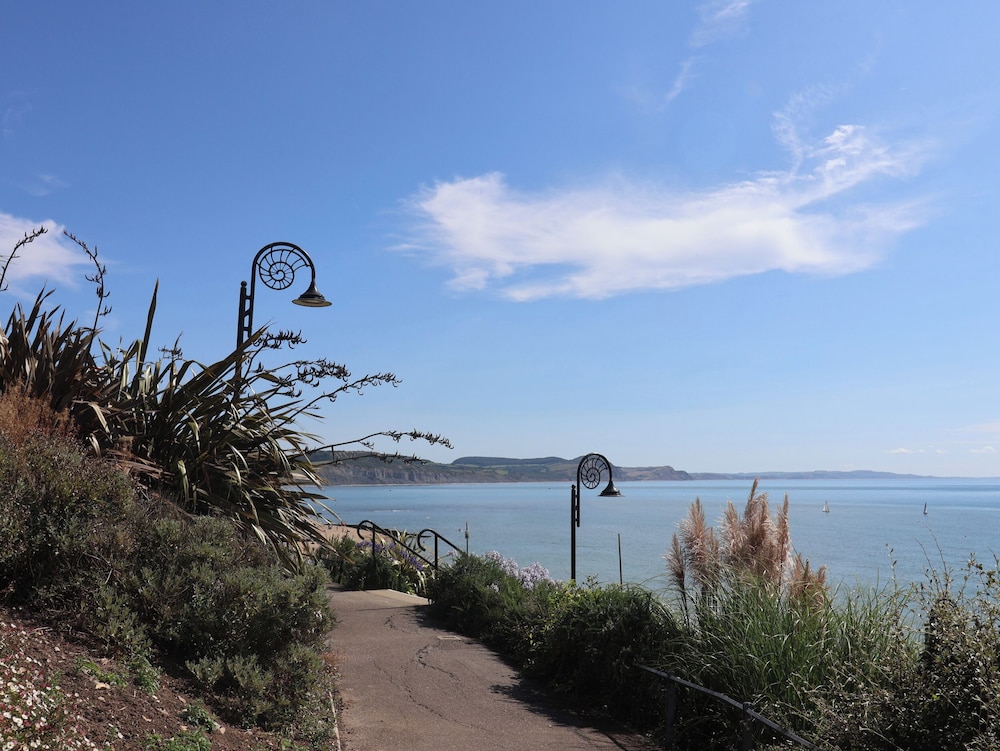 4 East Cliff