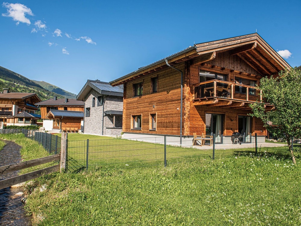 The Village - Chalet Stone House