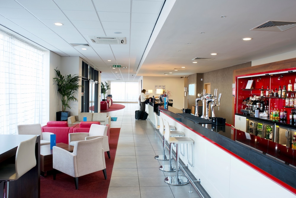 Rotherham Vacations - Holiday Inn Express Rotherham North, an IHG Hotel - Property Image 7