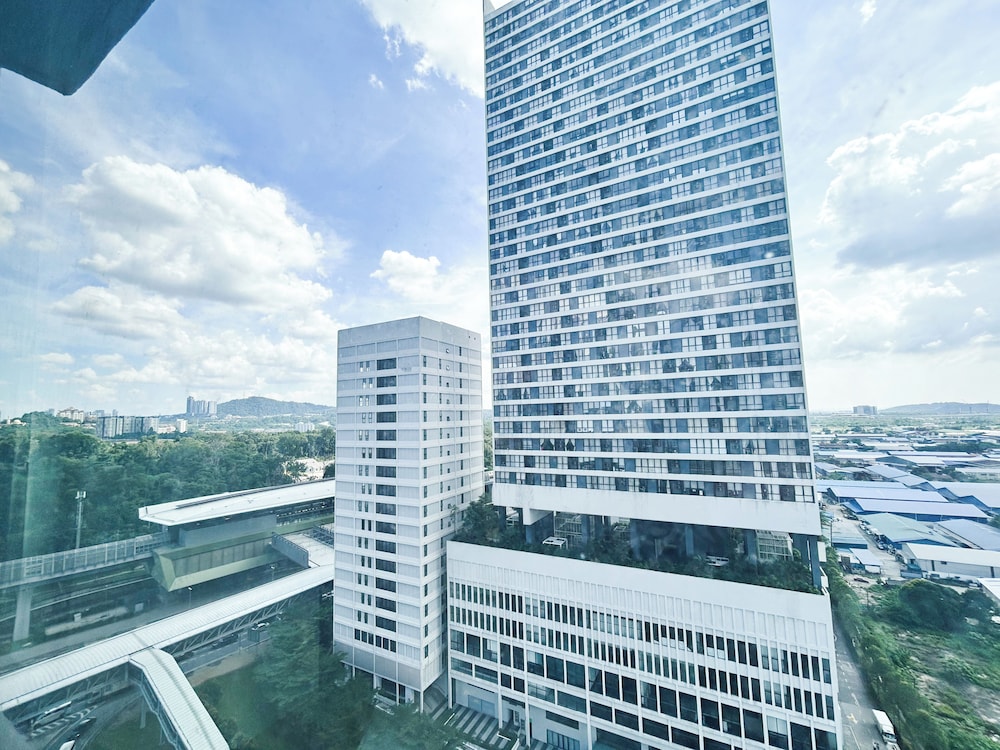 D'Sara Sentral Suites by Manhattan Group