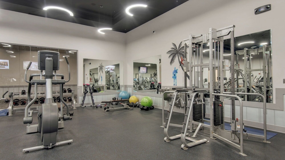 Palms Resort 2813: 2br, Pools, Courts, Gulf Views & Minutes to Beach!