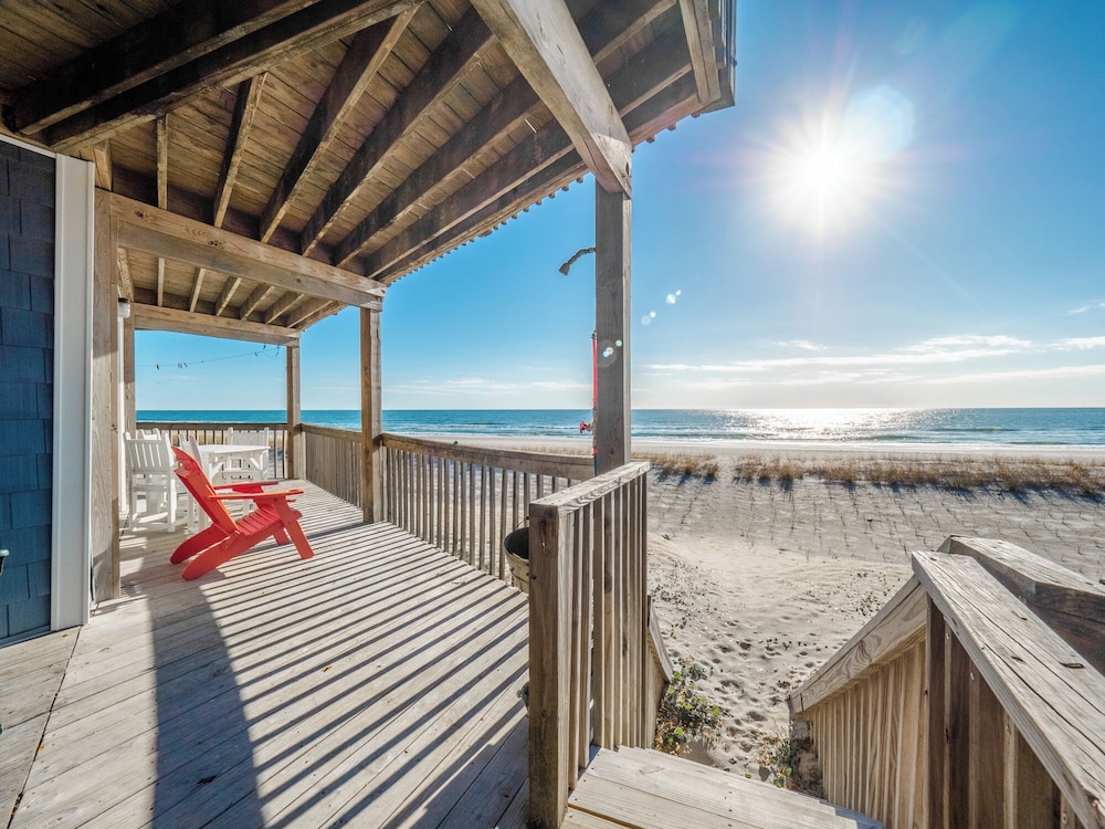Sunray Cottage by Topsail Realty