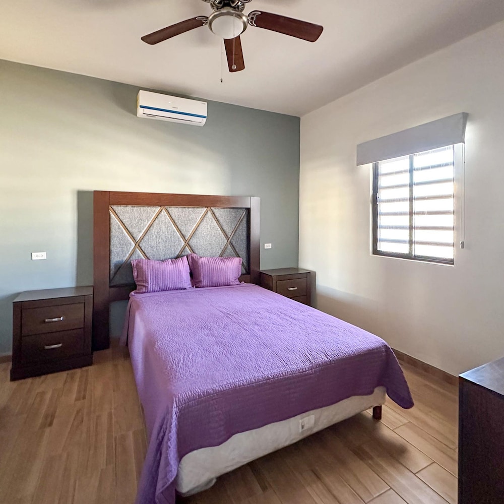 Sleek Downtown Escape With Private Parking