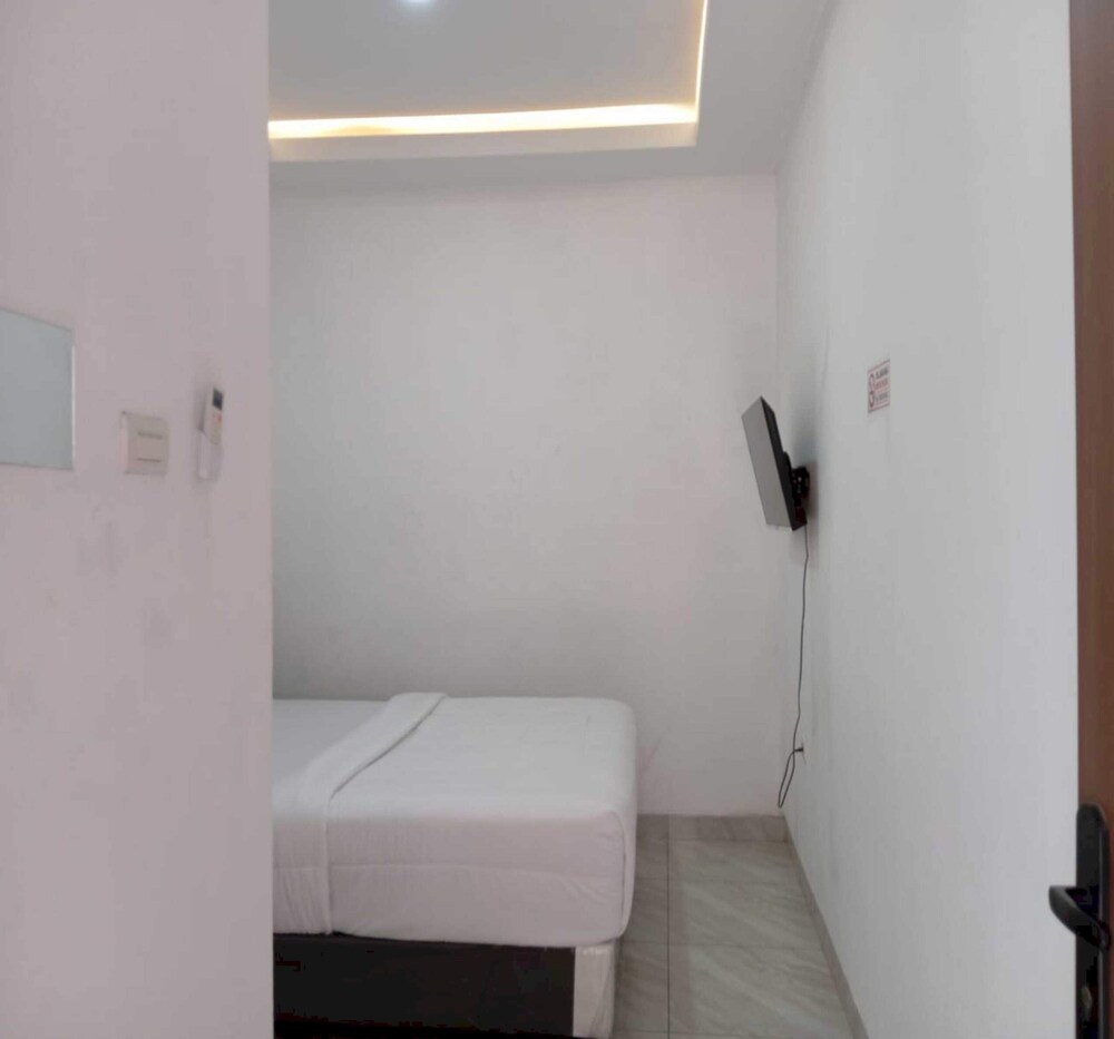 Hotel O Teluk Betung Near Water Park Lembah Hijau Formerly Kanajiwa Guesthouse 2
