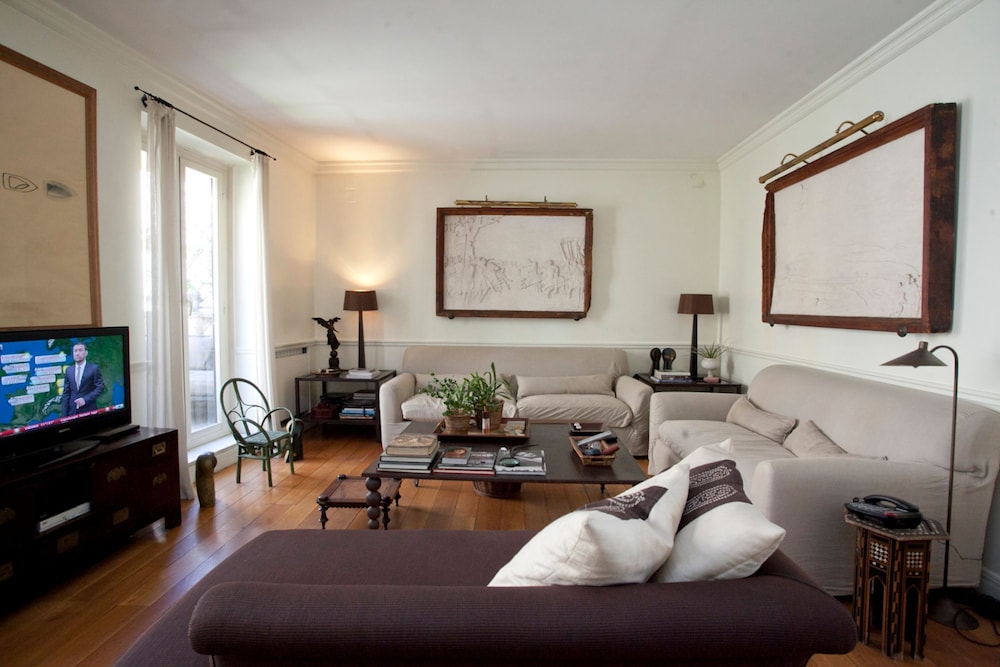 Wonder Princely Penthouse