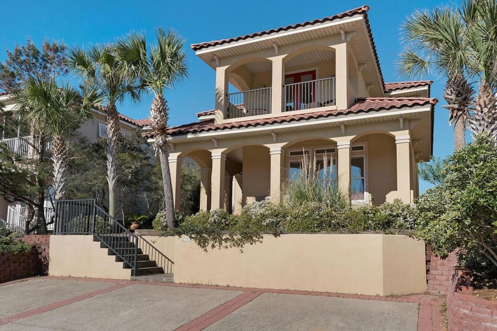 La Valencia Villa By Panhandle Getaways