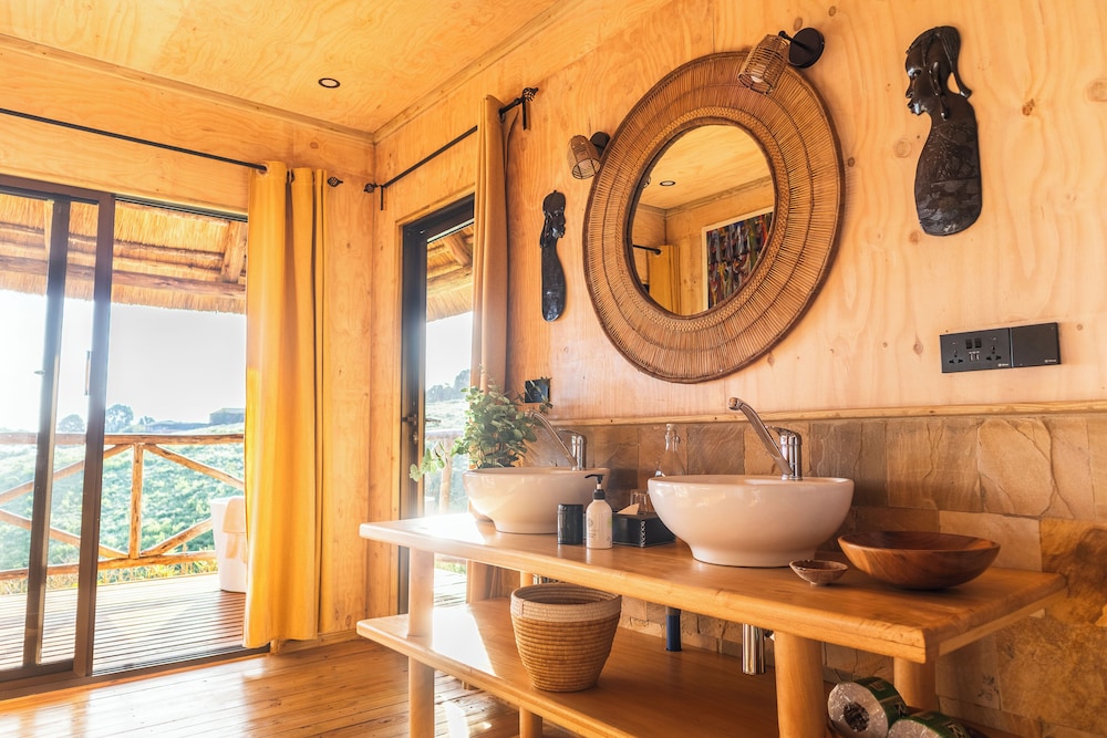 Rhotia Valley Tented Lodge