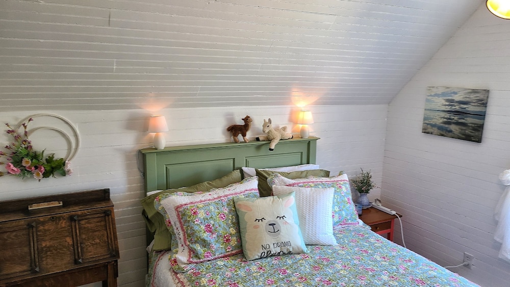 Seaweed and Sod Farm Bed & Breakfast