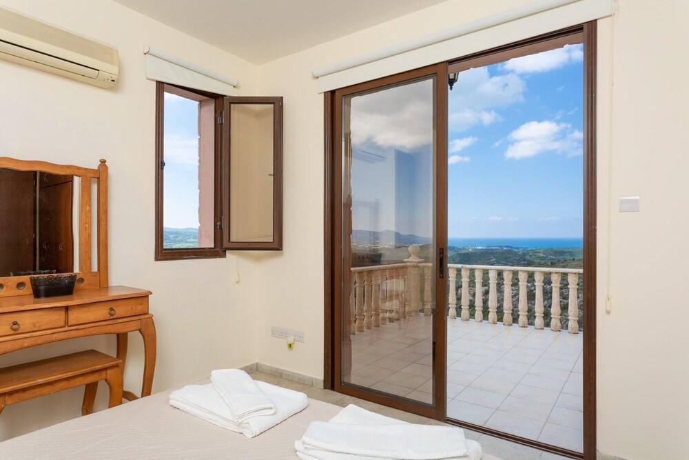 Villa Rallo Large Private Pool Sea Views A C Wifi Eco-friendly - 2961 view 3