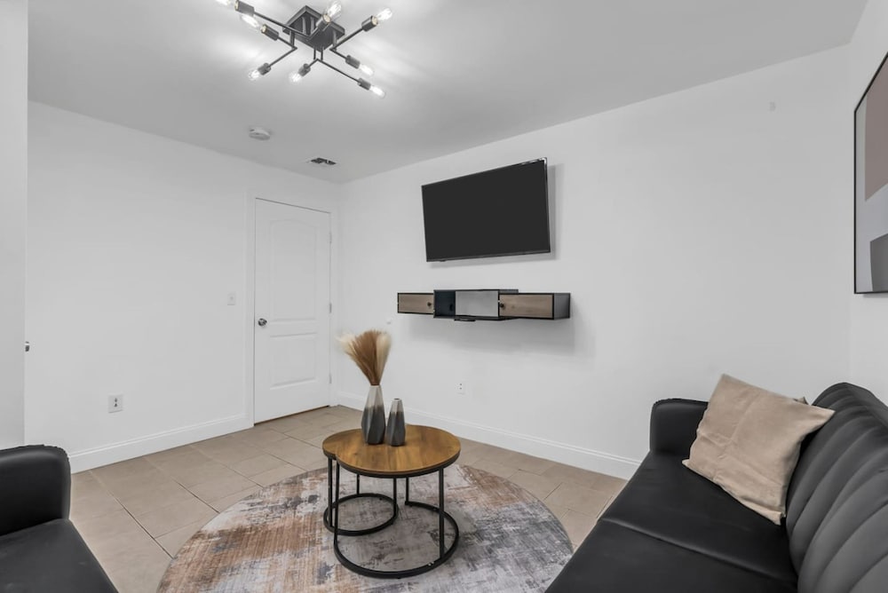 Budget-friendly Apt Near NYC Newark Airport Wifi
