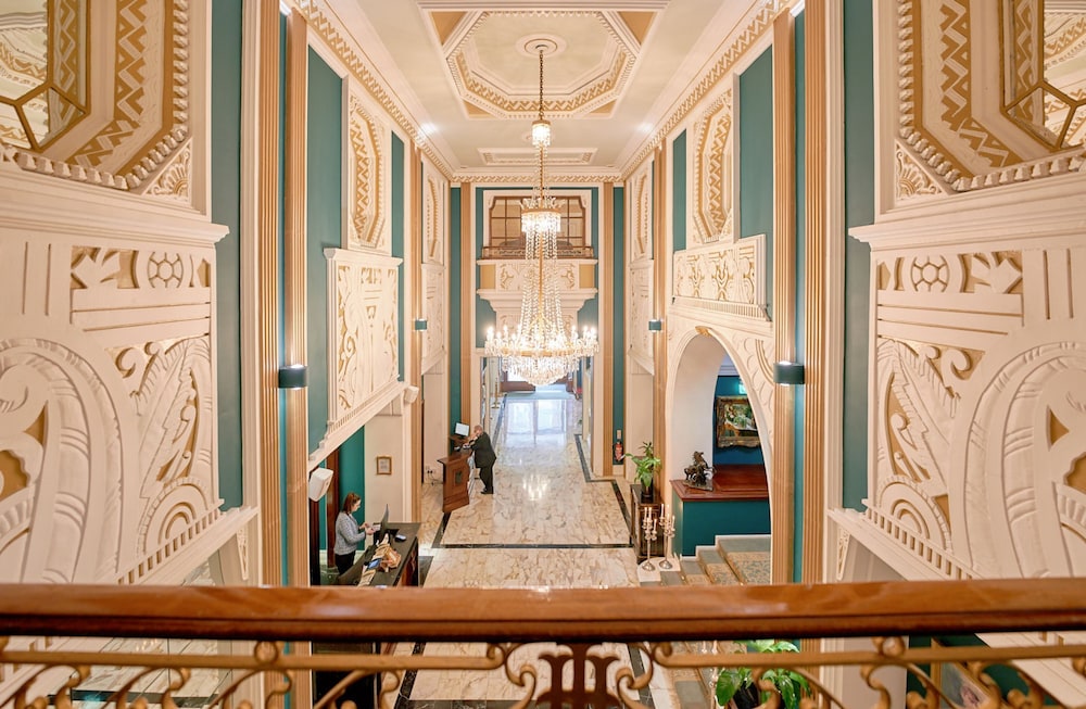 Cork Vacations - Imperial Hotel - Property Image 2