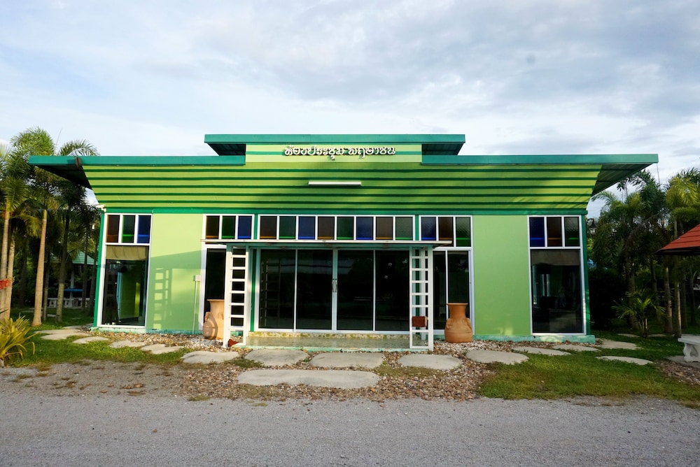 Ban Suan Suree Resort
