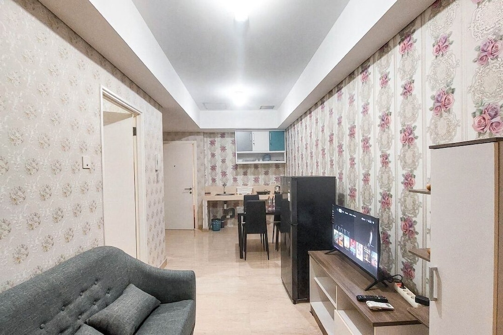 Gorgeous And Homey 1Br Apartment At Podomoro City Deli Medan