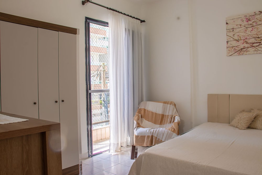 Apartamento Pet Friendly c Garagem a 400m da Praia