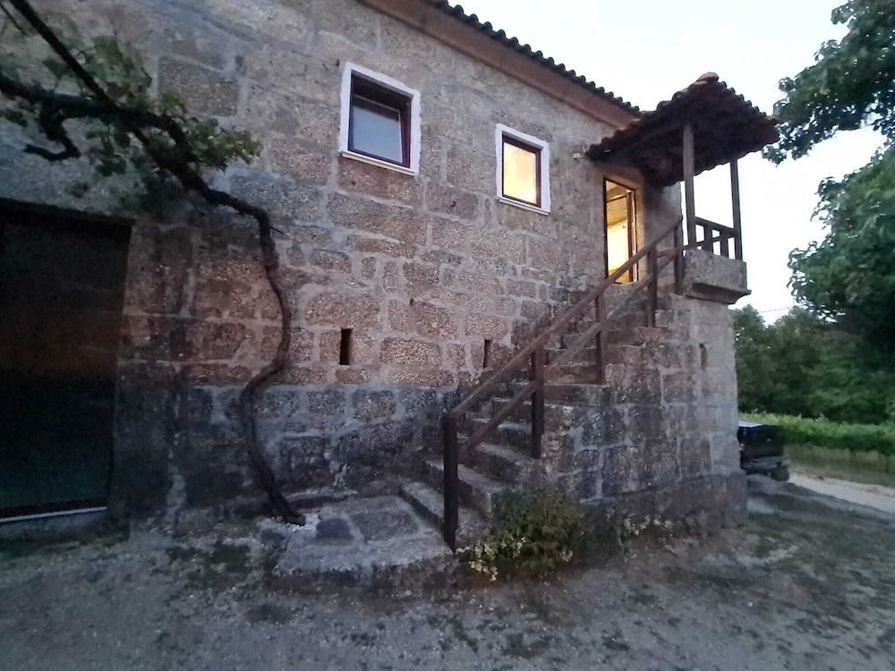 Beautiful 2-bed House - Marco de Canaveses view 4