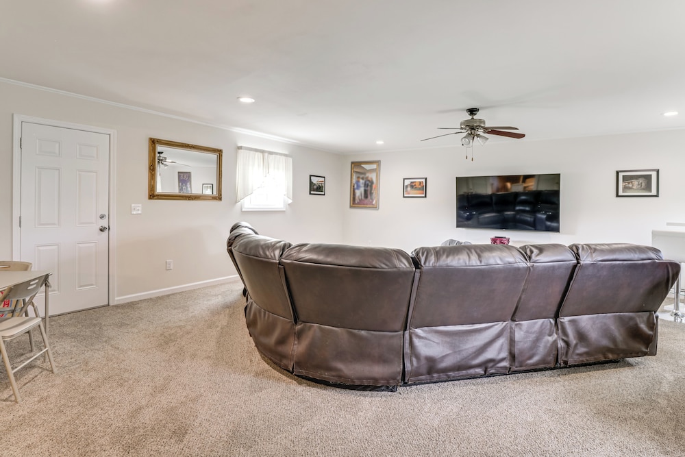 BBQ Ready: Delta Country Home on 30 Acres