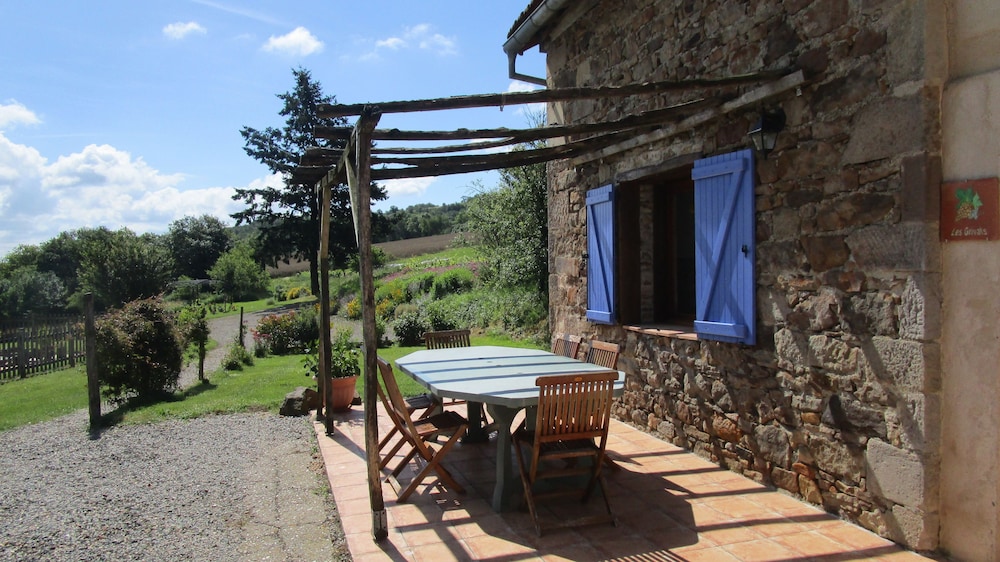 Gîtes et Chambres d'Hôtes Peyrecout Tarn