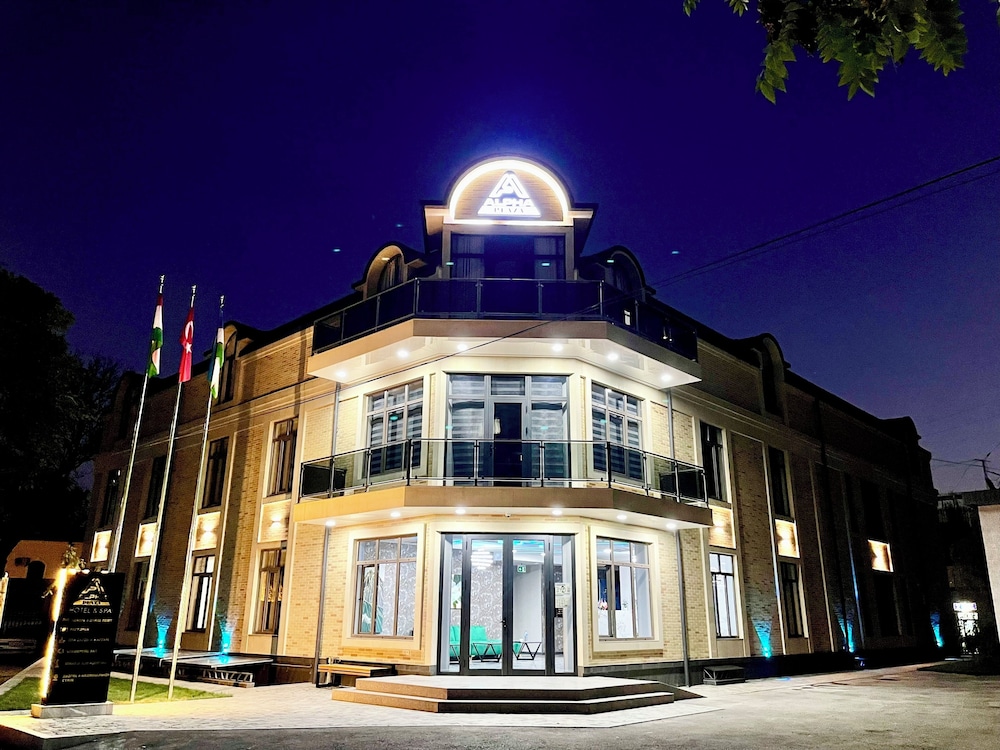 Alpha Plaza