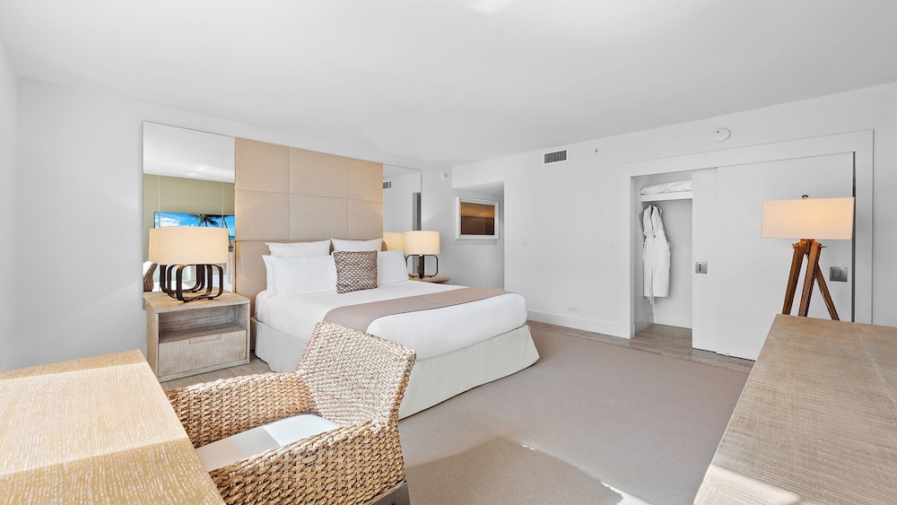 Luxury Vacation Rentals at 1 Hotel & Homes by LRMB