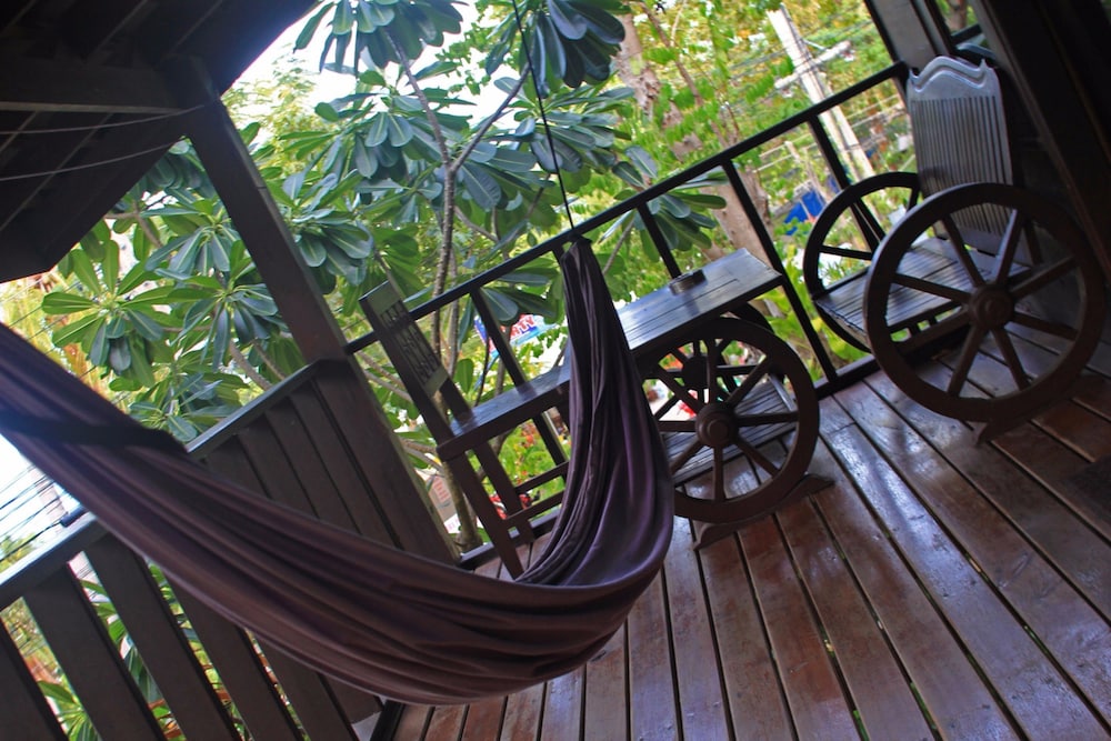 Moon Paradise Resort