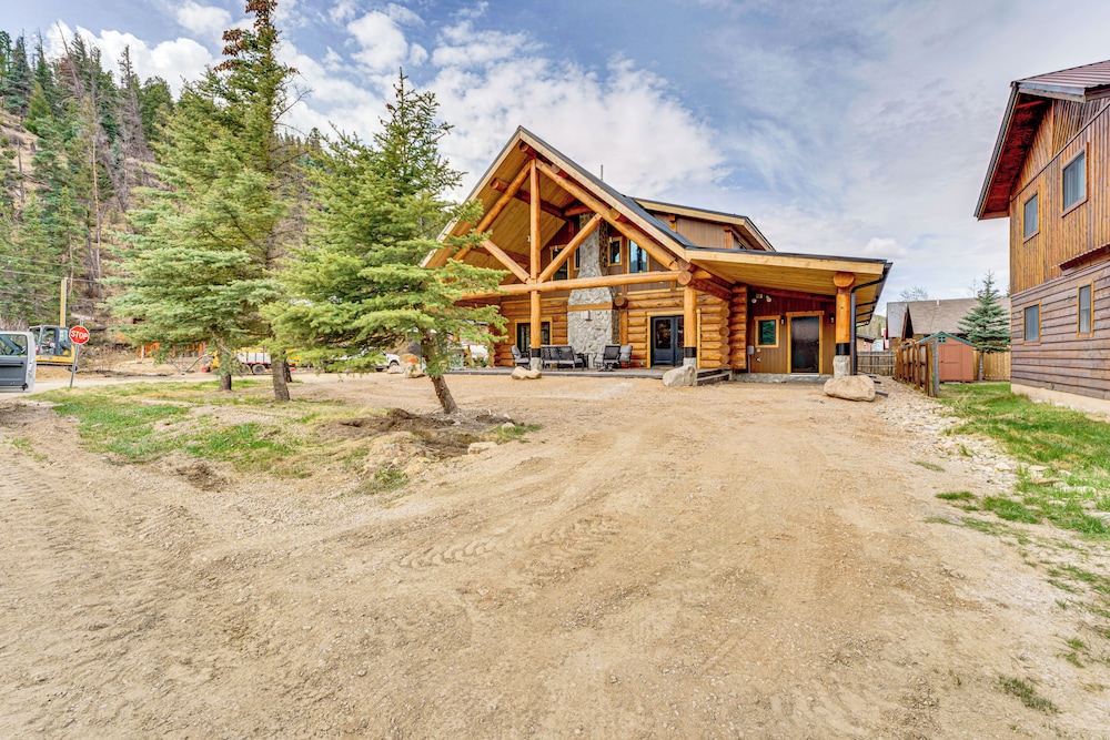 Cabin 3/4 Mi to Red River Ski & Summer Area