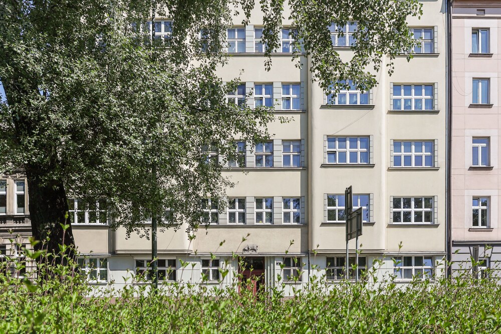 Mickiewicza Apartment Cracow by Renters view 5