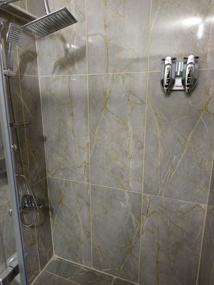LİZBONİA OTEL