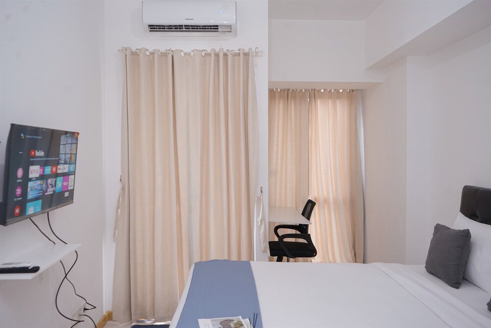 Good Deal Studio Apartment M-Town Residence