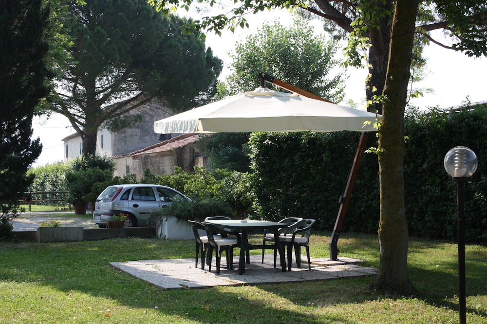 Agriturismo La Pisana