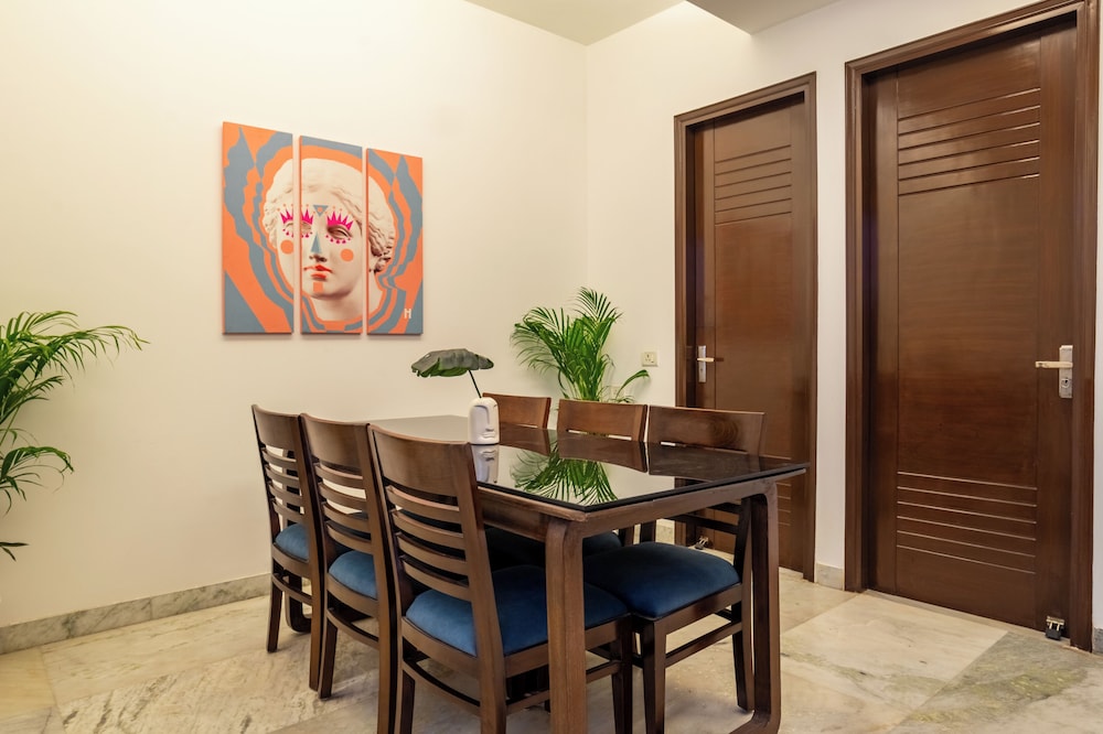 Housr 2 BHK Apartment Sector 39 Gurgaon