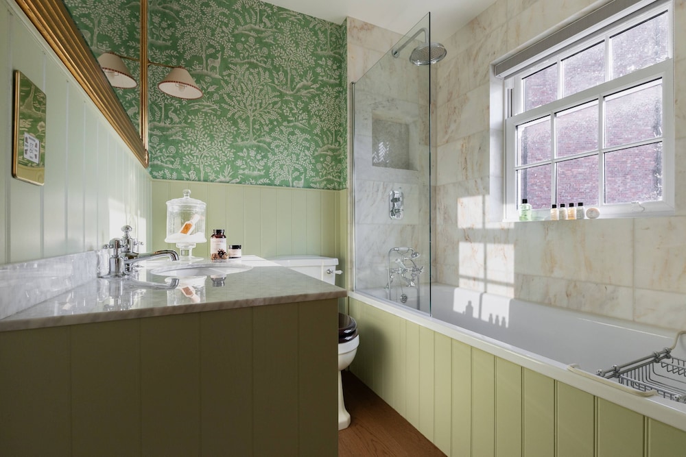 Milborne Grove by Onefinestay
