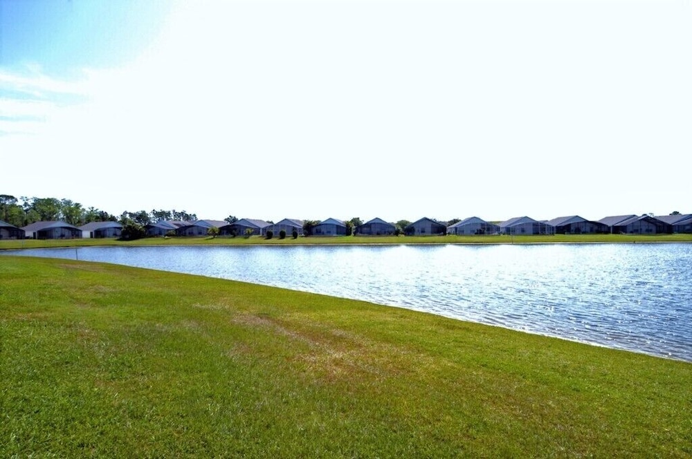 1029 3 Bedroom Pool Home, Eagle Pointe Kissimmee view 5