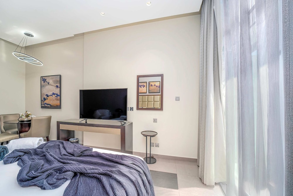 Chic Studio in Business Bay Near Burj Khalifa
