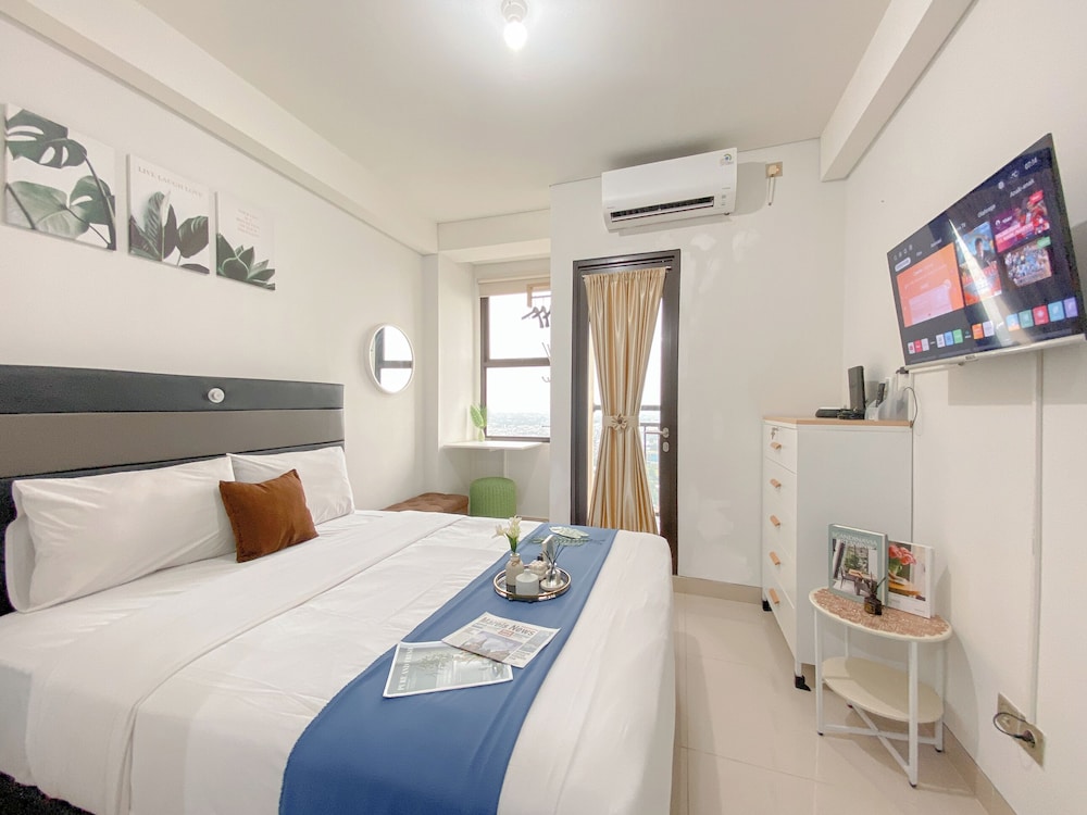Compact And Homey Studio Apartment At Transpark Cibubur, Depok - 12