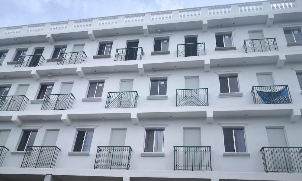 Jerusalem of Cancun Pansion Apts.