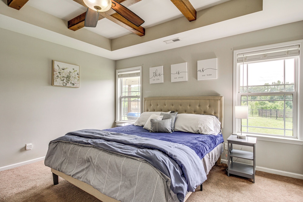 13 Mi to Chattanooga: Family Home w/ Backyard!