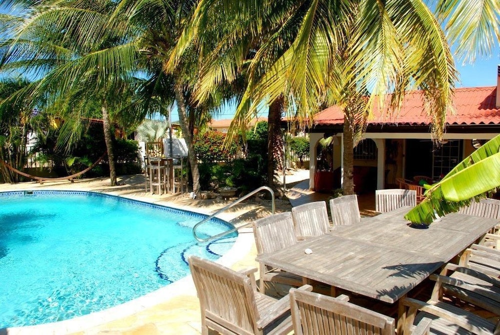 Paradera Paradise