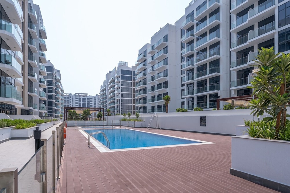 Serene Studio Apartment at Azizi Riviera Near to Burj Khalifa