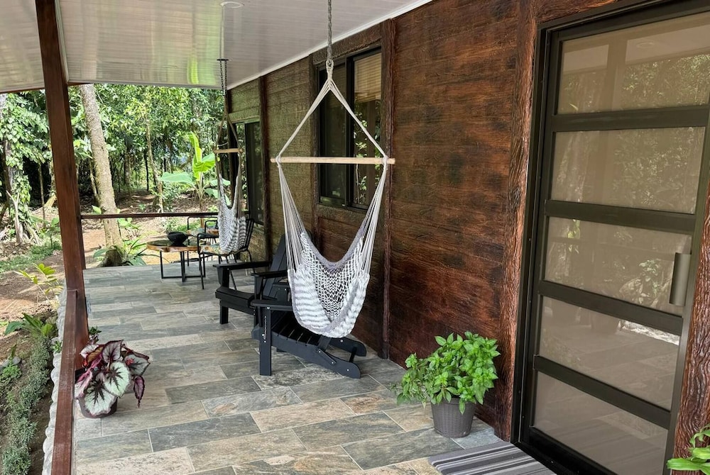Family Home - Pura Vidaville