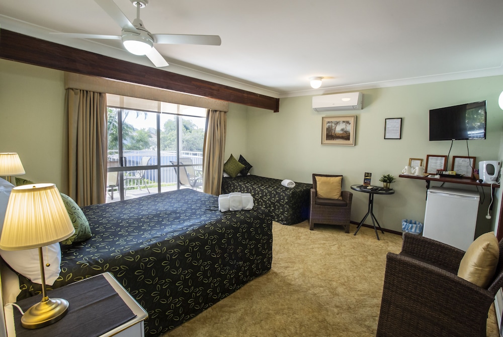 Ainslie Manor Guests House