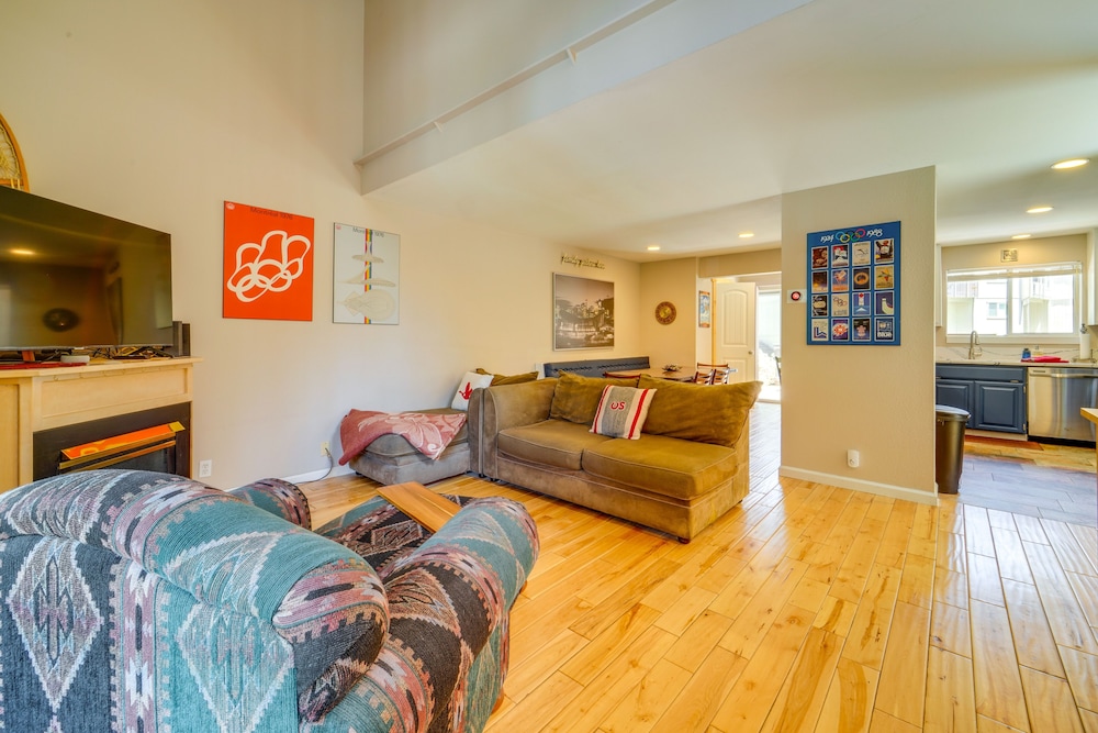 Lake Tahoe Vacations - Incline Village Retreat Near Skiing Beaches - Property Image 22