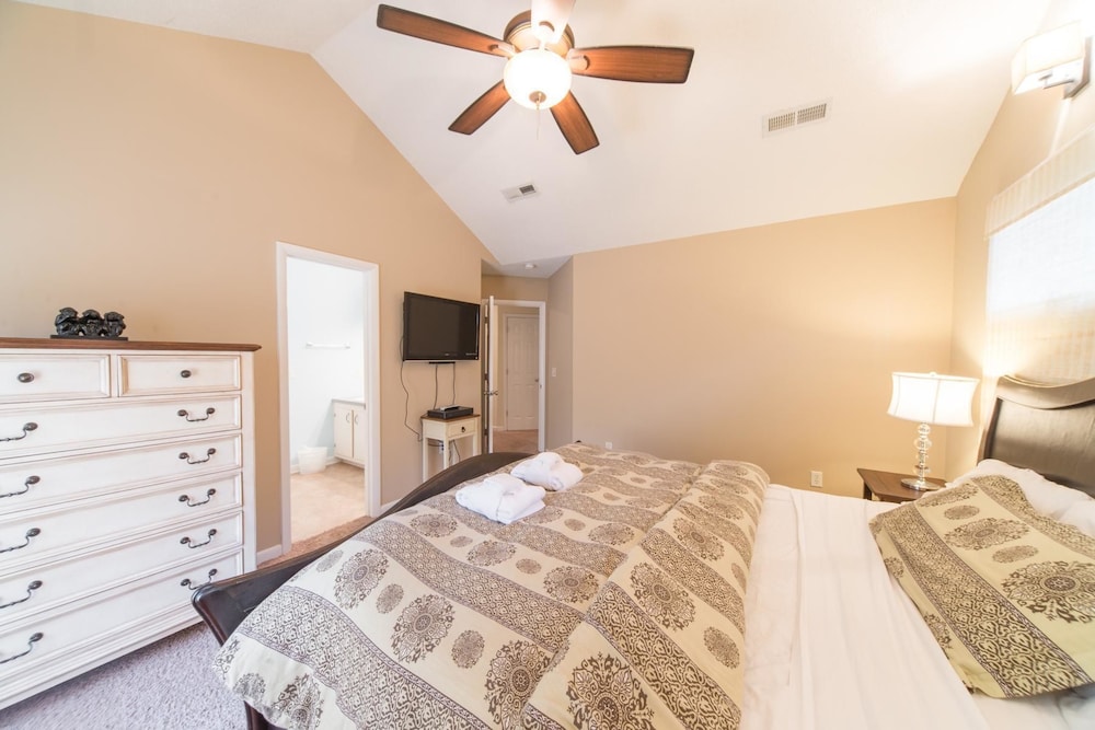 W Cooper 306 3 Bedroom Holiday Home By My Ocean Rentals