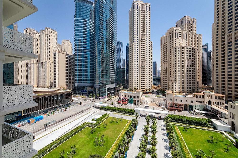 Paradise 1BR at JBR La Vie