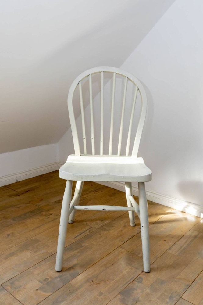 Bright 1 Bedroom Flat Near the Tube