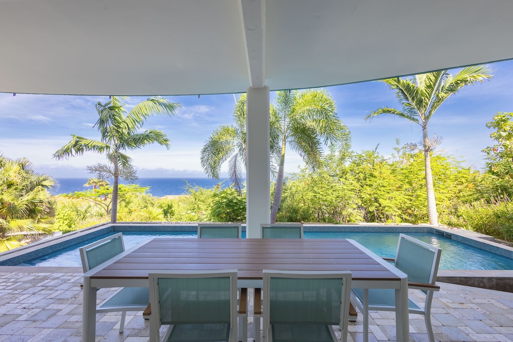 Coral Estate Holidays