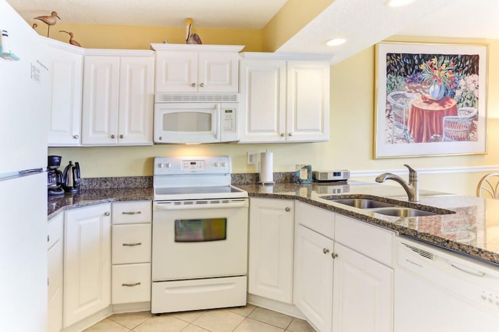Oceans of Amelia Condos view 5