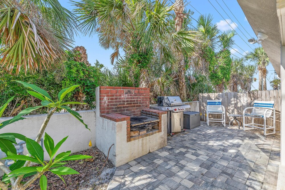 Chateau by the Sea 34B