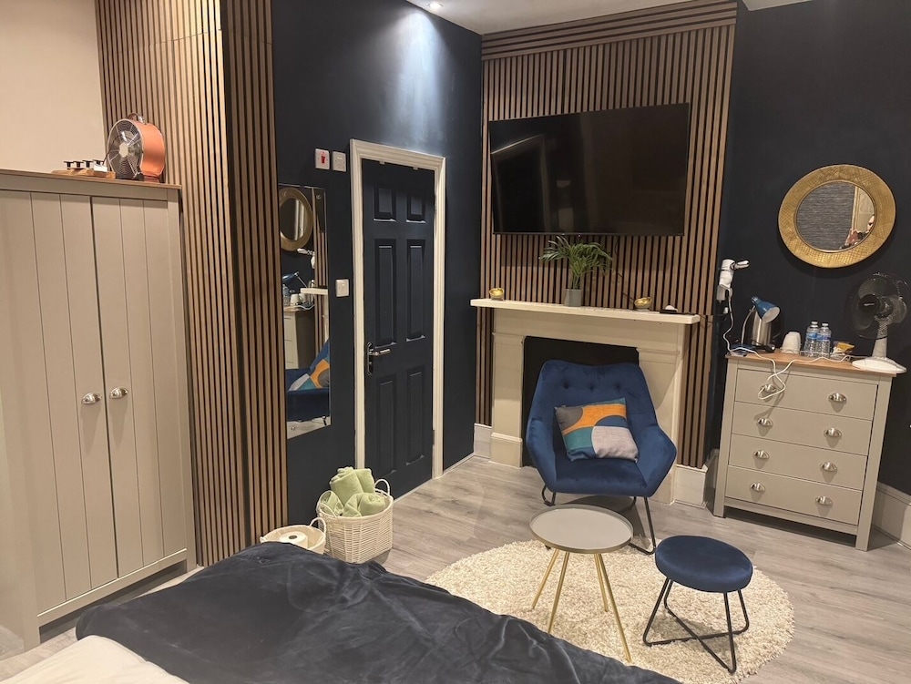 Aimi Residence